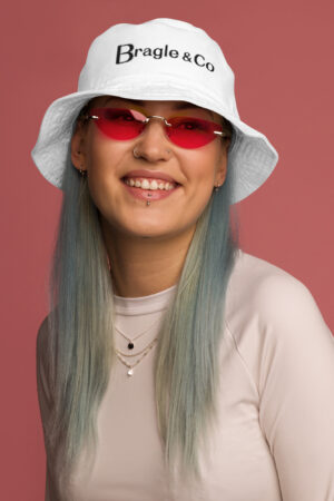 bucket hat